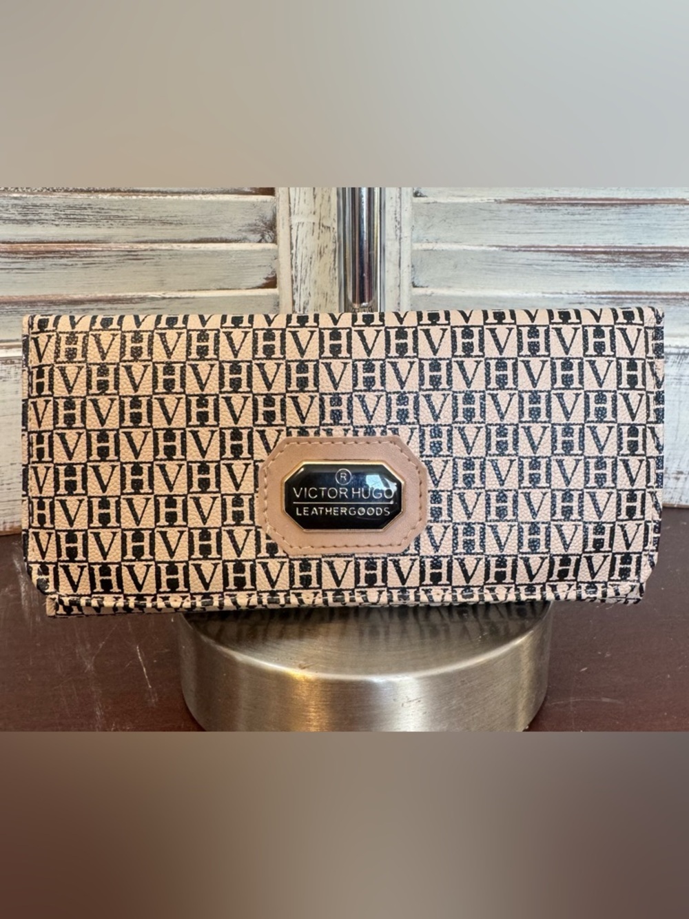 Victor Hugo VH Monogram Continental Wallet Tan